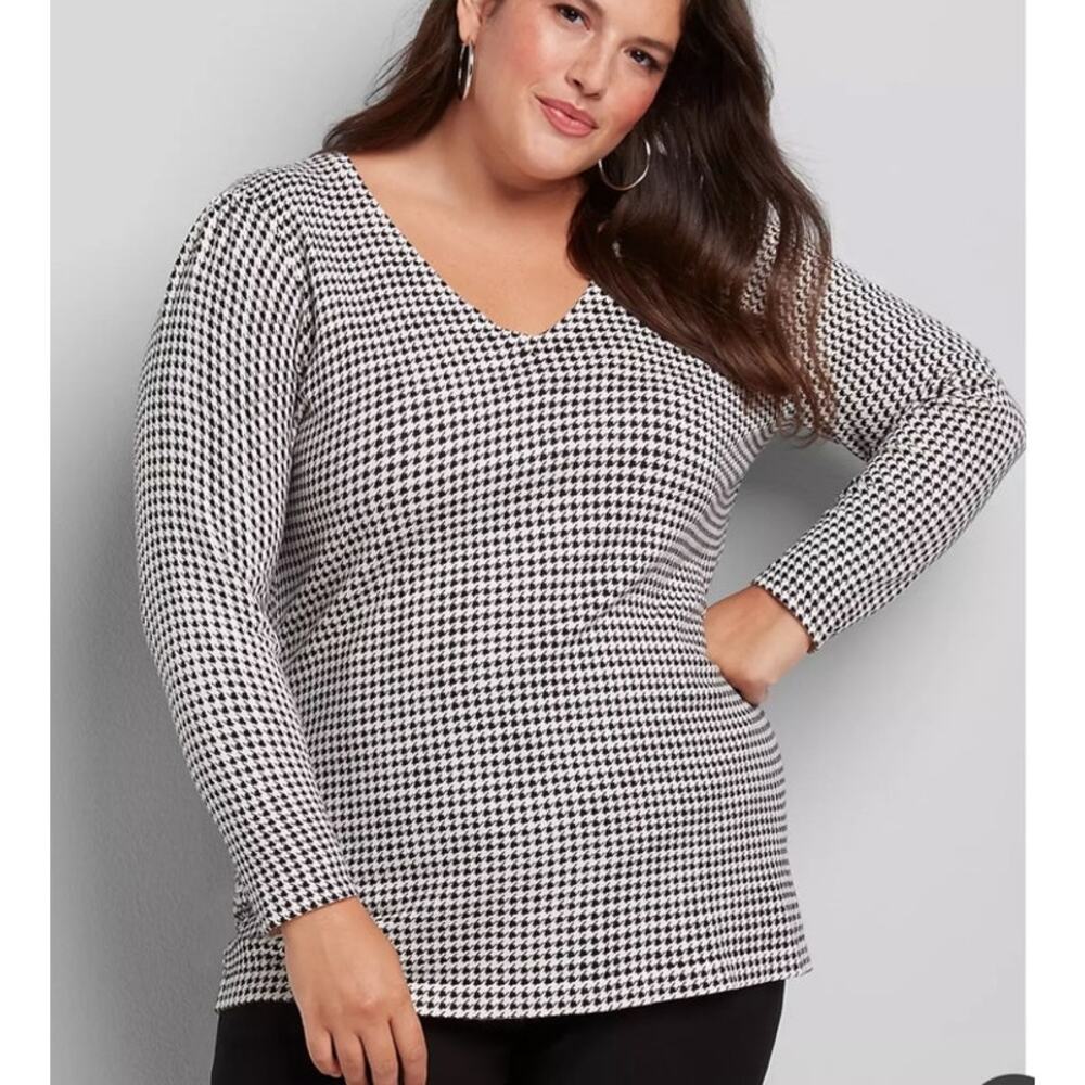 Lane Bryant 22/24 Black White Houndstooth Tunic Top Long Sleeve V-Neck Plus Size